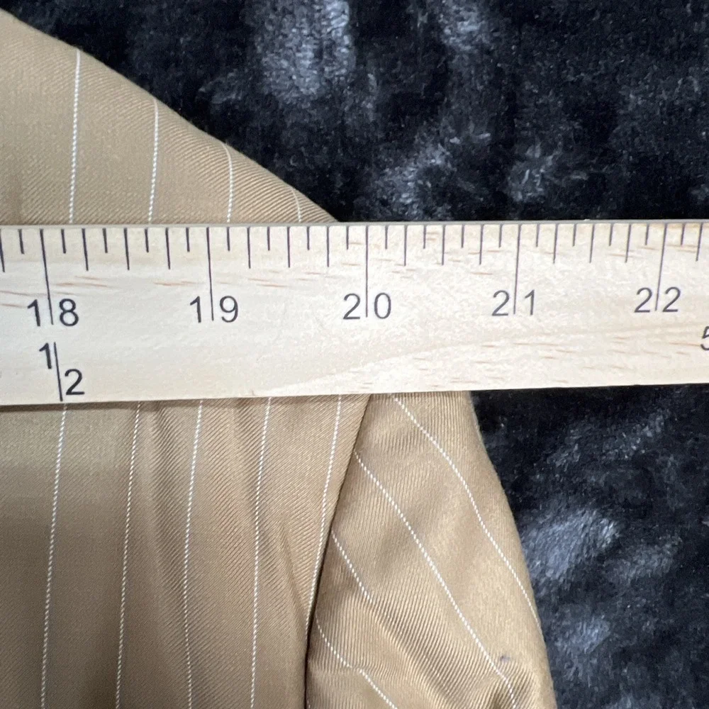 VincI Men's Suit 48R, 40Sx30 Tan Pinstripe 2Pc Wedding Business Jacket Pants‎